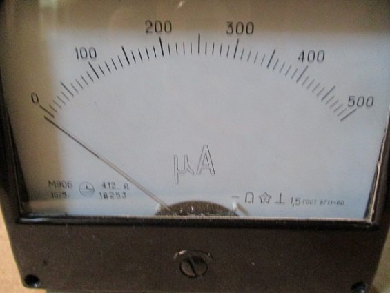 Микроамперметр постоянного тока М906 предел измерений 0-500мкА класс точности 1.5