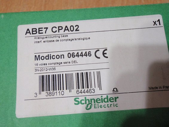 База Schneider Electric на 8 каналов abe7-cpa02 abe7cpa02 SHE TELEFAST для AEY/ASY800 SUB-D15