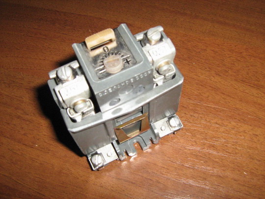 Реле электротепловое токовое ТРН-10 04 500V 1.6А 1989г.в.