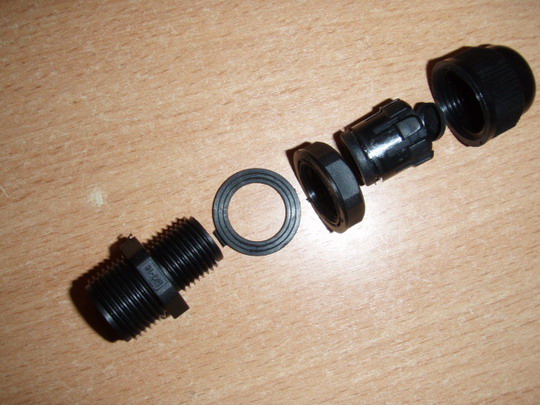 Сальник кабельный ввод MG16 цвет черный диаметр проводника 6-10мм. IP68 крепежное отверстие М16х1,5