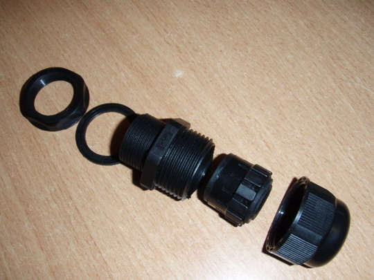Сальник кабельный ввод MG25 цвет черный диаметр проводника 13-18мм. IP68 крепежное отверстие М25х1,5