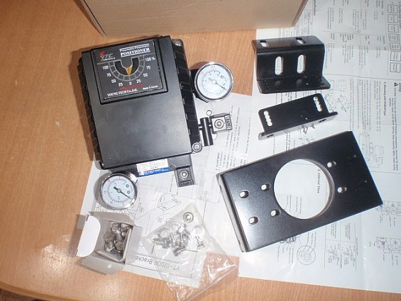 Позиционер пневматический Yt-1200RD531S0 AIR CONNECTION (N)PT-1/4 SUPPLY PRESSURE