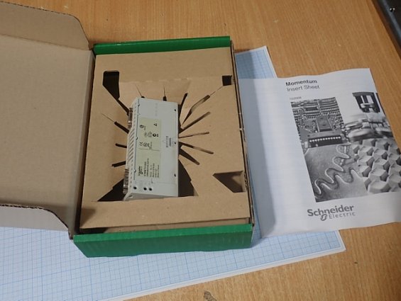 Адаптер Schneider Electric 170INT11000 100036 Made in France