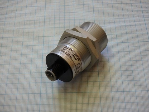 Датчик приближения индуктивный ISB AC8A-21-10-LPS4 бесконтактный индуктивный выключатель