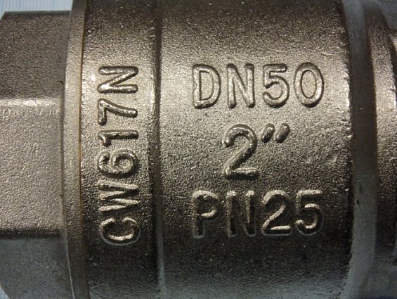 Кран шаровой латунный valtec vt.214.n.09 2" dn50 pn25