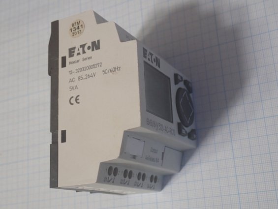 Программируемое реле EATON Moeller easy512-AC-RC10 БЫВШЕЕ В УПОТРЕБЛЕНИИ