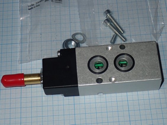 Пневмораспределитель CAMOZZI NA54N-15-02 Made in Italy