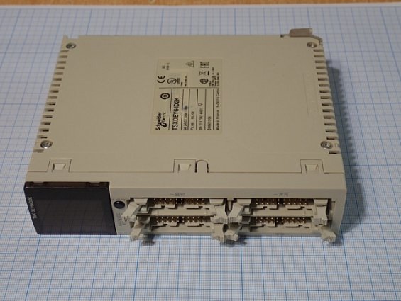 Контроллер Schneider Electric TSXDEY64D2K Made in France БЫВШИЙ В УПОТРЕБЛЕНИИ ТЕХНИЧЕСКИ ИСПРАВЕН