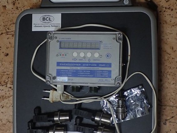 Расходомер счетчик НПО НАУКА РУС-1 2009г.в ультразвуковой +4шт(2комплекта)