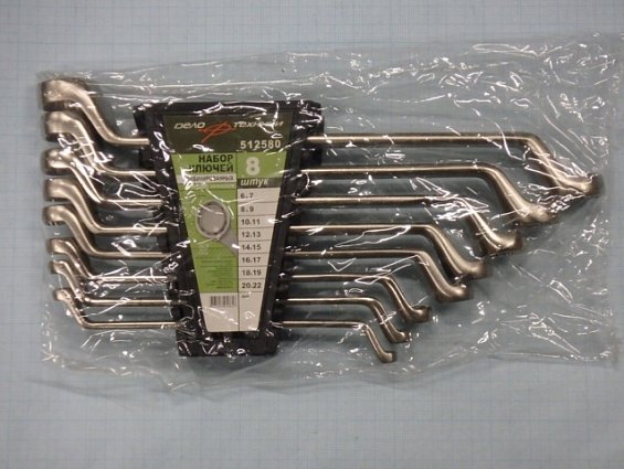 Набор ключей ДЕЛО ТЕХНИКИ накидных комбинированных 512580 8шт в пластиковом холдере