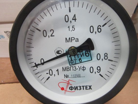 Мановакуумметр ФИЗТЕХ МВП3-Уф -0.1-0-0.9MPa Ф100мм IP40 Кл.т.1.5 М20х1.5 ГОСТ2405-88