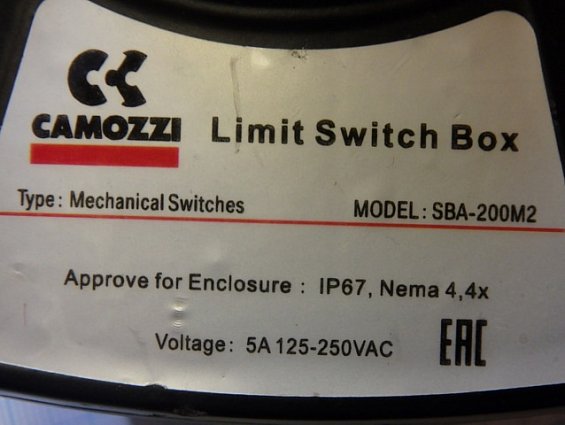 Блок конечных выключателей CAMOZZI SBA-200M2 LIMIT SWITCH BOX