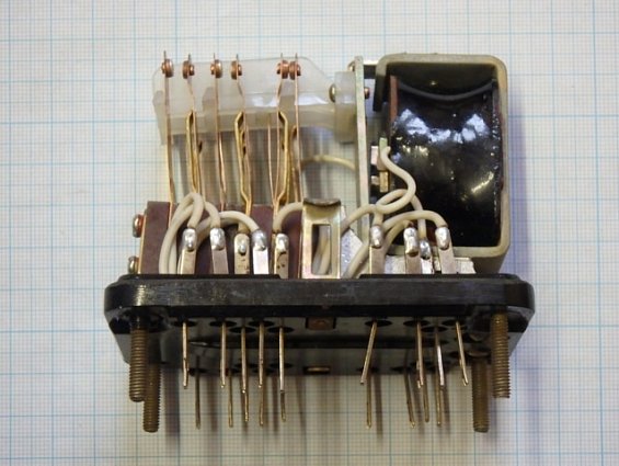 Реле промежуточное РПУ-2 51620 У3Б IP40 -12В 6/2 6НО 2НЗ шесть нормально открытых разомкнутых контак