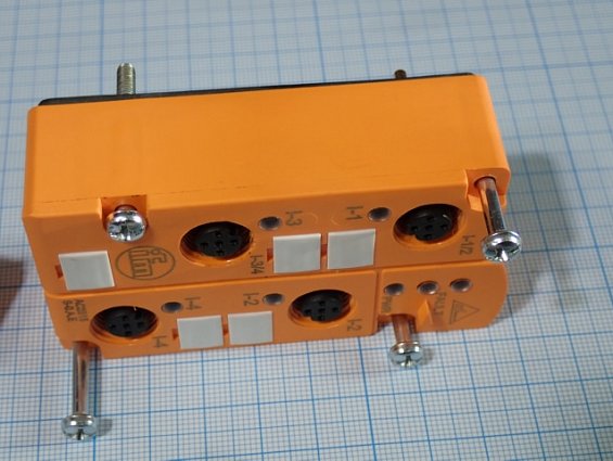 Модуль безопасности ifm AC2515 Made in Germany