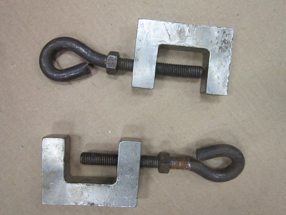 Струбцина из нержавеющей стали 45мм бывшая в употреблении