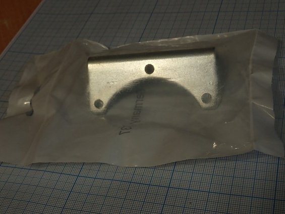 Крепежный уголок AVENTICS R412004872