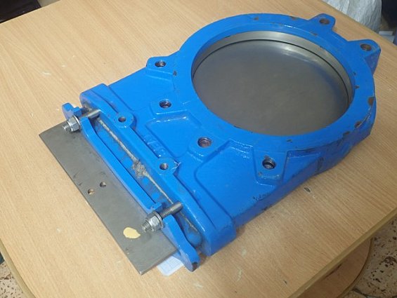 Шиберная задвижка CMO DN250 GGG50 A-0003A2 без привода