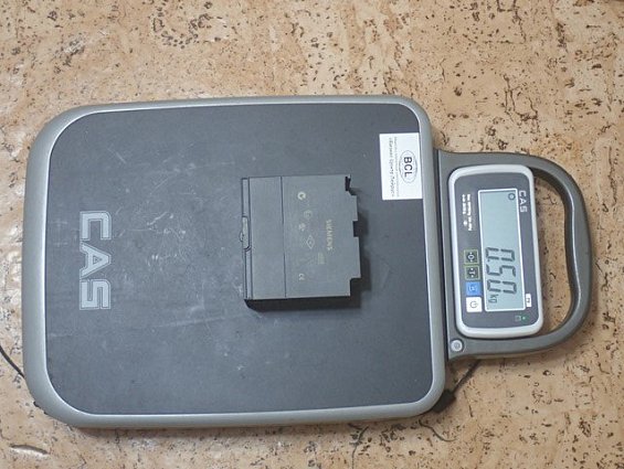 Блок питания SIEMENS 6ES7 307-1EA01-0AA0 бывший в употреблении ПОЧТИ НОВЫЙ