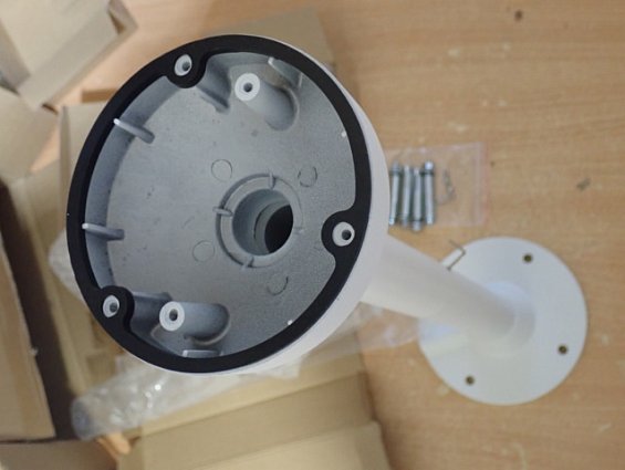 Кронштейн видеокамеры Hikvision DS-1271ZJ-120 302700321