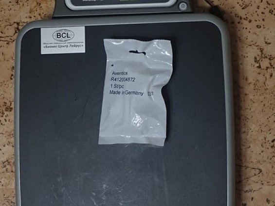 Крепежный уголок AVENTICS R412004872