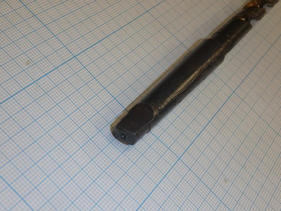 Сверло Ф10.5 d10.5 10.5х200х280 Р6М5К5 спиральное с коническим хвостовиком