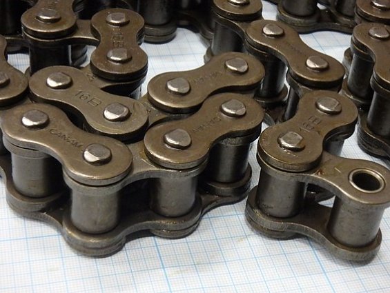 Цепь однорядная CAN-AM 16b-1X102 2.59m DIN8187 BS Roller Chain