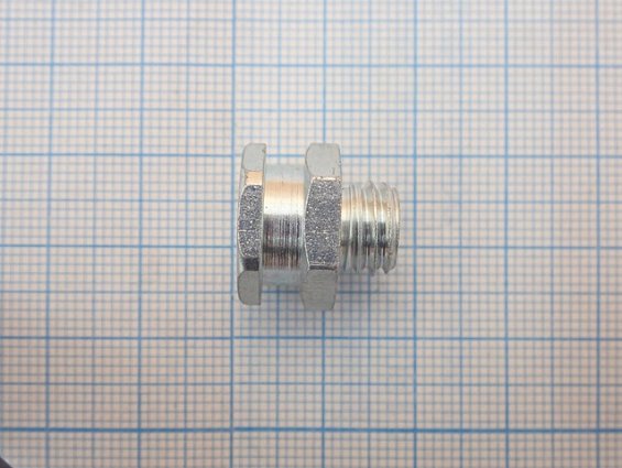 Пресс-масленка плоская T1/B M10x1.5 головка D16 mm под ключ 15 сталь оцинкованная