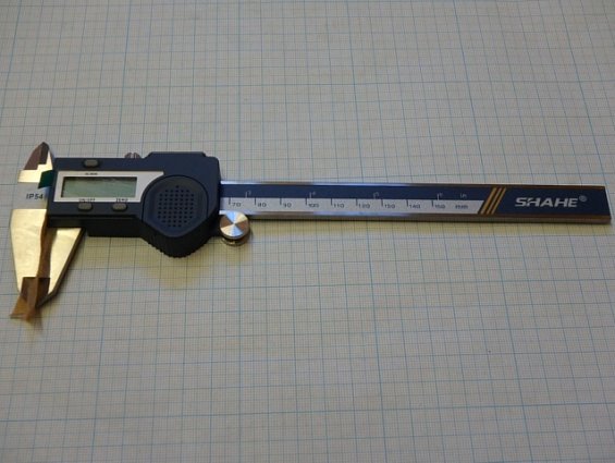 Штангенциркуль цифровой Digital Caliper SHAHE 0-150mm точность +-0.02mm размер губки-40mm нержавеюща