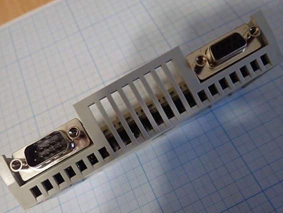 Адаптер Schneider Electric 170int11000 новый без оригинальной упаковки коммуникационный