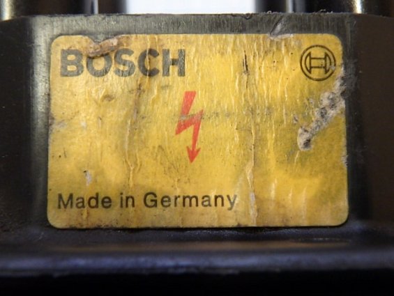 Катушка зажигания bosch 0221503001 made in Germany бывшая в употреблении
