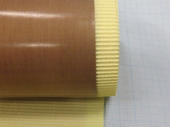 Лента тефлоновая PTFE с липким слоем односторонняя толщина 0,18мм ширина 1000мм