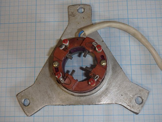 Щеточный узел тахогенератора ВЭМ120 0.01V.r-1.min ТУ3-13М-86 электродвигателя постоянного тока