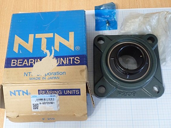 Подшипник NTN M-UCF209D1