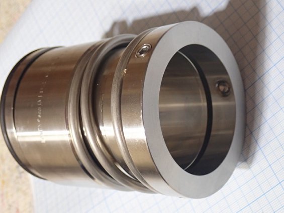 Уплотнительный узел SEALING UNIT насоса APP33-100 №100251374 LATTY Seal B182 060-130973