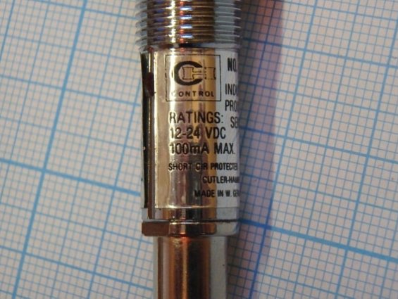Выключатель бесконтактный CULTER-HAMMER E57MA12T111 M12 12-24VDC 100mA SERIES A1