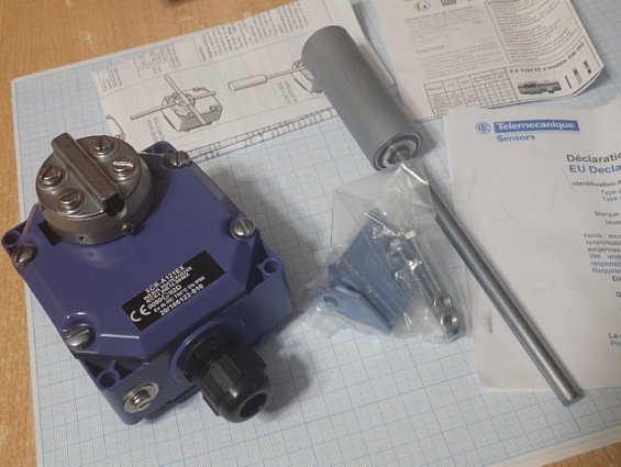 Концевой выключатель Telemecanique XCRT115EX 802795