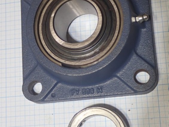 Подшипниковый узел SKF FY508M YEL 208-2F