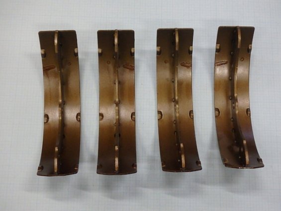 Колодки тормозные барабанные FN4434 JNBK 4шт комплект на два передних колеса