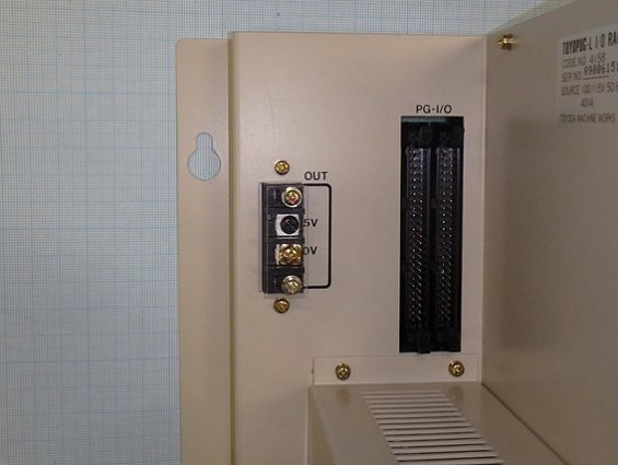 Блок расширитель TOYODA контроллера TOYOPUC-L I/0 RACK CODE.NO.4158 SOURCE 100/115V 50/60Hz