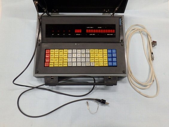 Прибор программирования КВ95.07 ~110/220V 50Hz 1987г.в.