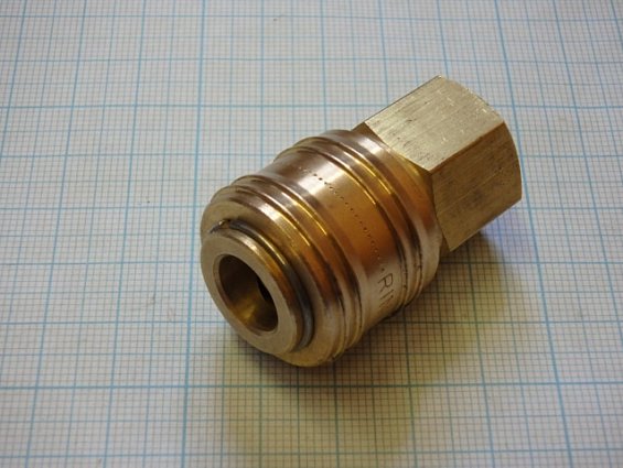 Пневморозетка RINO NW5.5 MAFA соединительная БРС 16021124 Brass Air-Quick Coupler FemaleThread 1/4"