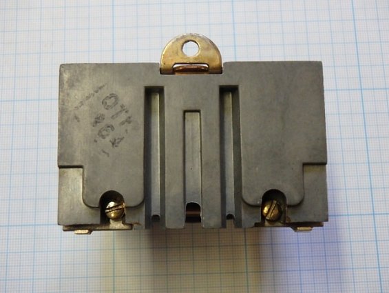 Реле ТРН-10 УХЛ4~500В 0,5А 1991г.в. ТУ 16-523.600-81 двухполюсное тепловое токовое