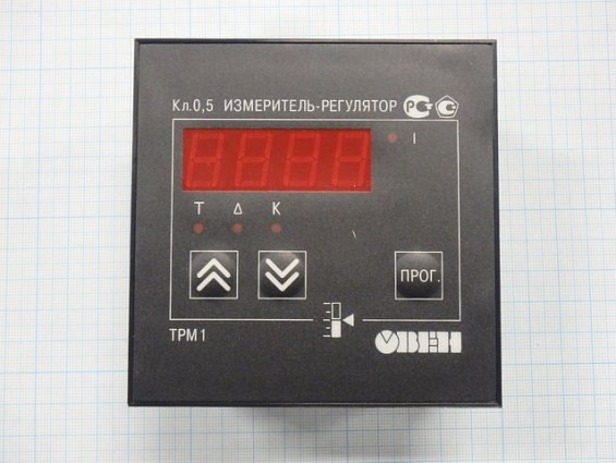 Измеритель-регулятор температуры ОВЕН ТРМ1А-Щ1.АТ.И 220В 50Гц 6ВА IP54 Кл.0,5 2005г