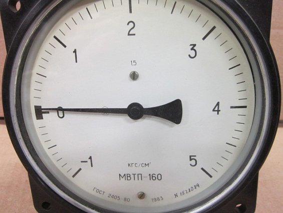 Мановакуумметр МВТП-160 -1-0+5кгс/см2 Кл.т 1,5 ГОСТ 2405-80 г.в.1983