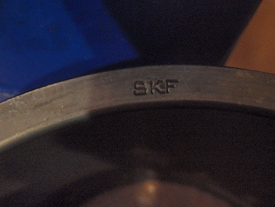 Подшипник SKF 22224ek+h3124 SKF радиальный роликовый двухрядный конусный с втулкой шайбой