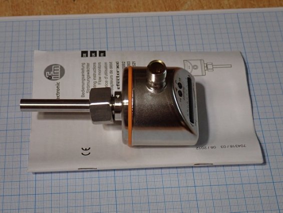Датчик потока ifm SI5002 SID10ADBFPKG/US IP67 19...36VDC 2х250mA SCP Made in Germany