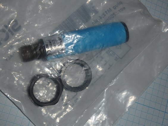 Фотоэлектрический датчик sick 6013479 vte18-4p2740 в цилиндрическом корпусе made in Italy