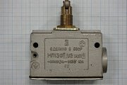 Микропереключатель МП1303У2 исп4 ~380В 10А -220В 10А 1982г СДЕЛАНО В СССР