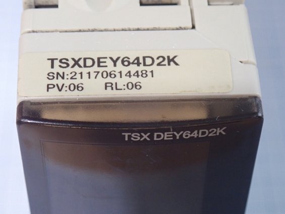 Контроллер Schneider Electric TSXDEY64D2K Made in France БЫВШИЙ В УПОТРЕБЛЕНИИ ТЕХНИЧЕСКИ ИСПРАВЕН