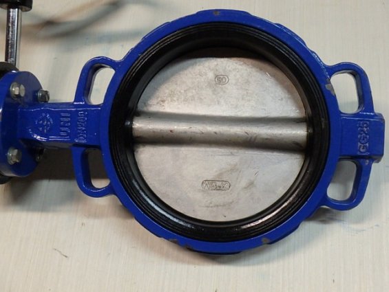 Затвор UNIVAL VF700RIE DN200 JL1040 CF8M EPDM +110C 16BAR РЕДУКТОР+ШТУРВАЛ